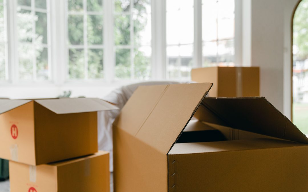 Packing and Unpacking Services in Kings Langley: Make Moving Home Easier 